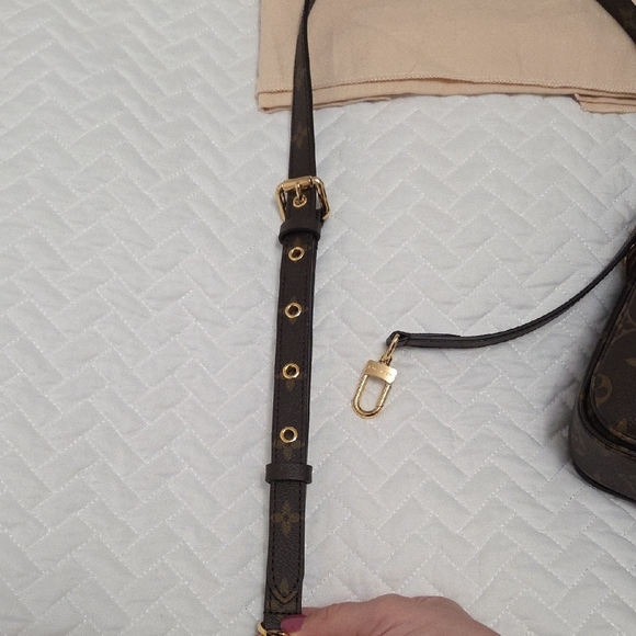 Authentic Louis Vuitton Metis Monogram Crossbody Bag EUC - Picture 14 of 16